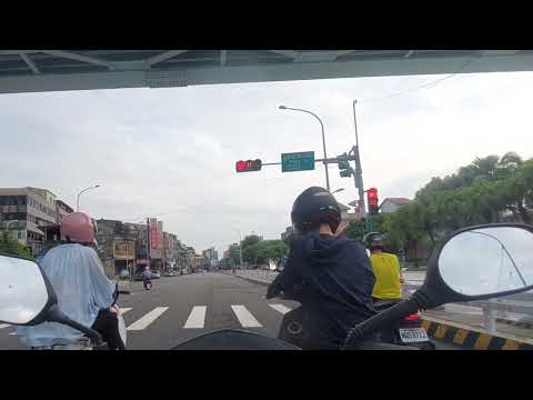 橫著走都行 馬路就是你家路口 