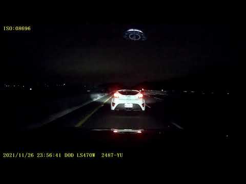 AVE 3299 任意以迫近、驟然變換車道或其他不當方式，迫使他車讓道