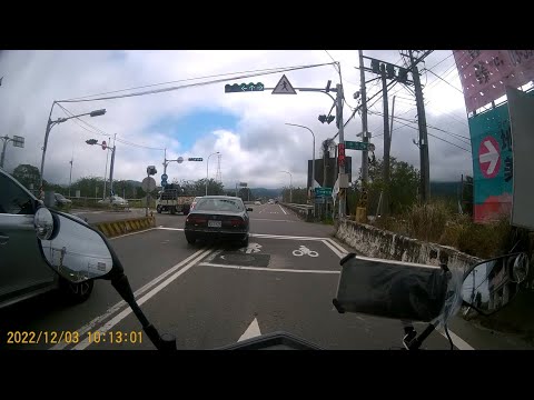 【V5-3726】未依規定左轉 (已舉發)