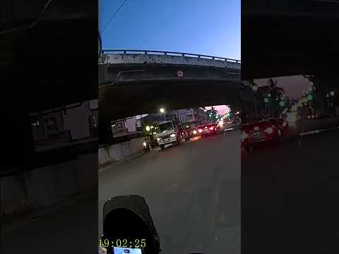 差點被餵三寶飯~