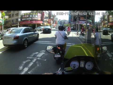 【QG4-477】105/10/03  市區三寶 不打方向燈 逕行右轉又左轉