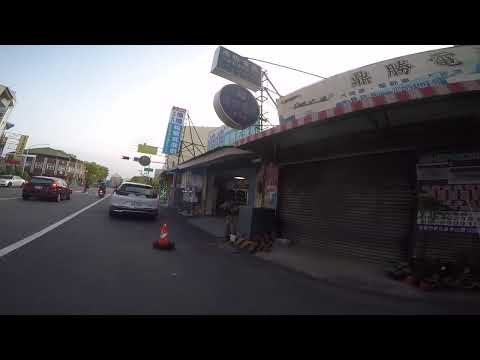 台南行人地獄日常還好沒往內側縫隙走進去