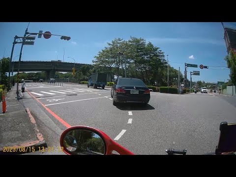 【AKM-5778】轉彎未打方向燈 (已舉發)