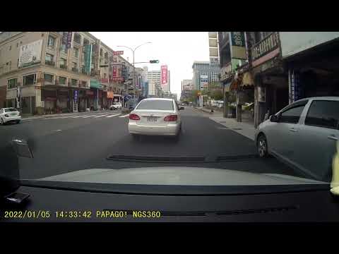 變換車道未使用方向燈