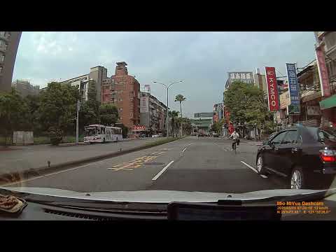 別人是轉角遇到愛 我是轉角遇到逆向阿北