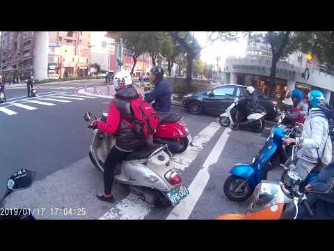 阿嬤你怎麼了...