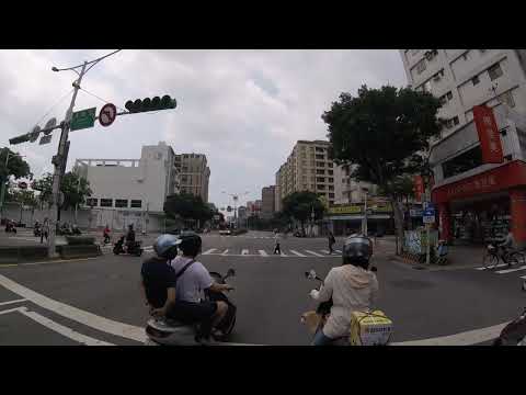 紅燈右轉 | 闖紅燈+紅燈右轉，最高共可開罰4500元