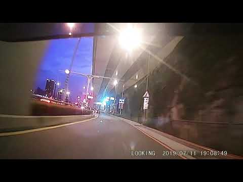 跨越車道 闖紅燈 無敵三寶飯