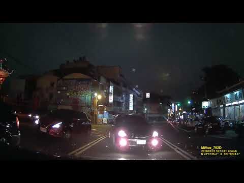 逆向駕駛的三寶嚇得我褲底一大包