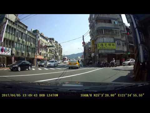 計程車違規臨停-成美橋