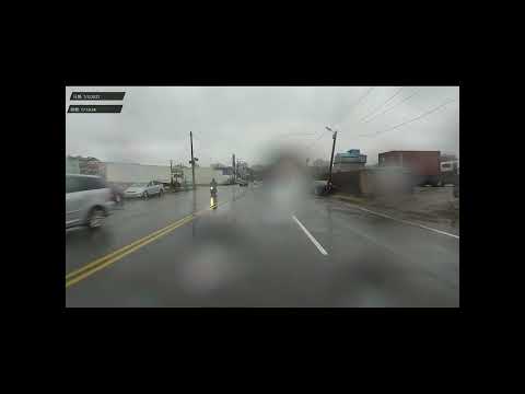 看妳騎得如此自然...我都覺得我才是逆向的了