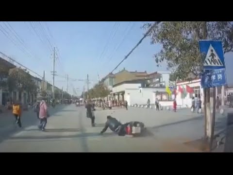 第一次自摔是倒楣，第二次就