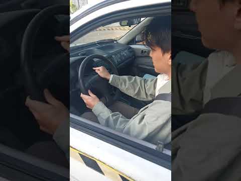 嶺東駕訓班 王詣凱教練-學員模擬考測驗 不及格項目：未兩段式開車門 -32