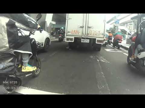 _0304_10:33 可怕的市民大道公車出站