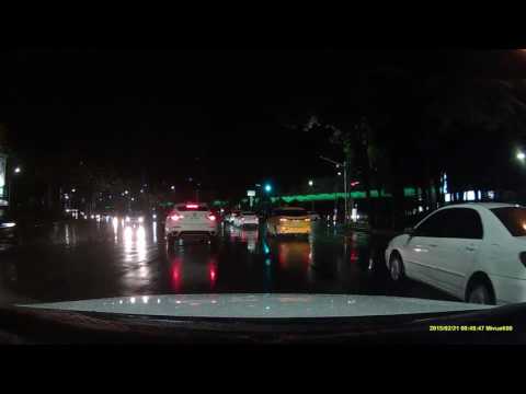 計程車違規變換車道