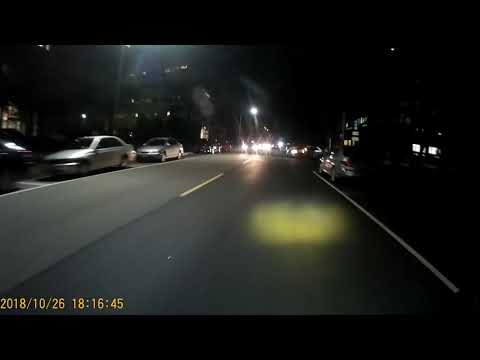 新竹行車日常 | 轉彎車未禮讓直行車 | 三寶過彎 | 寬胎狼150