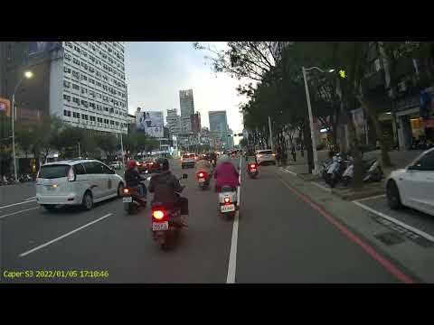 【BJR-6106】1110105   前金區中山二路533號門口 並排停車