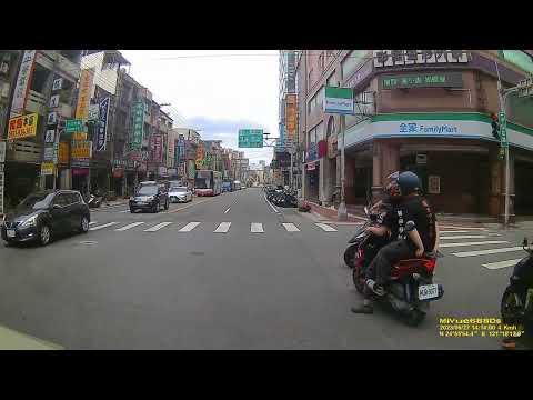 違規無所不在 FILE230627 141111F0_台灣交通日常_car Driving in Taiwan_Taiwan City Drive_台湾での車の運転
