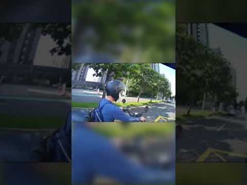 騎什麼槽化線！重機就是愛違規啦！