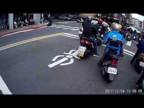 十二月之看手機不分晴雨