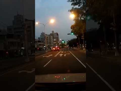 台中車禍一瞬間  請淘汰不適任駕駛   