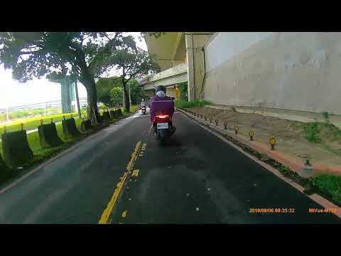 不知道自己逆向騎車超快的三寶 EMV-9