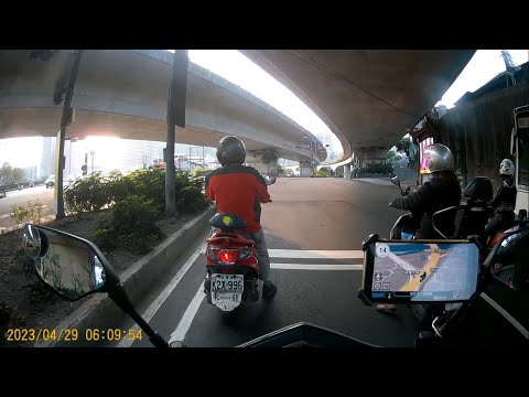 【K2X-996】轉彎未打方向燈 (已舉發)