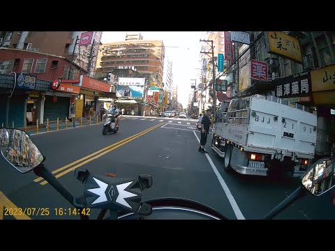 【BJJ-2198】路口十公尺內臨時停車 (已舉發)