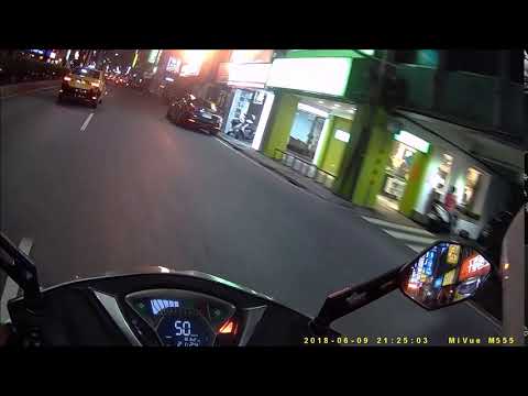 何謂防衛駕駛??