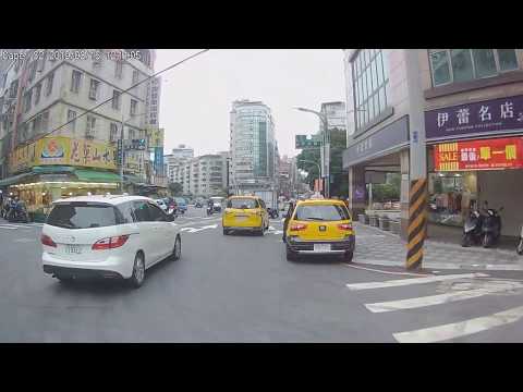 差點被亂開車門三寶收掉