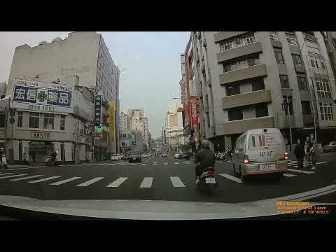 三寶片 車是這樣騎的嗎