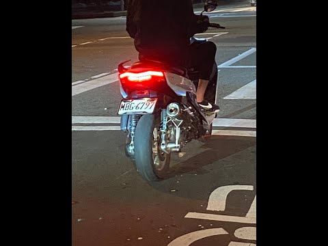 以為錄到闖紅燈結果路到生命鬥士阿弟仔直接闖紅燈左轉RRR