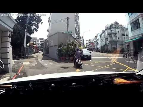 三寶片 一眼都不看的耶