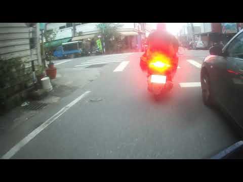 又是一個轉角遇到鬼