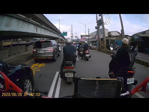 【MQE-8691】違規跨越槽化線 (已舉發)