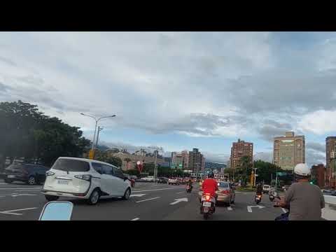 吃了無敵星不要上路 