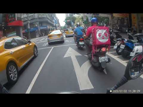 【TDN-0632】11萬華區昆明街與漢口街二段路口＿行經行人穿越道不禮讓行人＿（騎車檢舉）