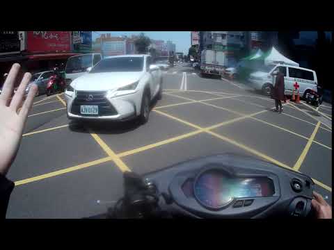 如何10秒內遇到兩個逆向大爺 阿逆向還閃燈是在==