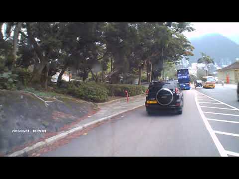 UP8661的士沒在停雙白線