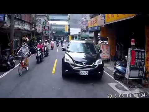 08 19 猛! 這樣停車多有氣勢