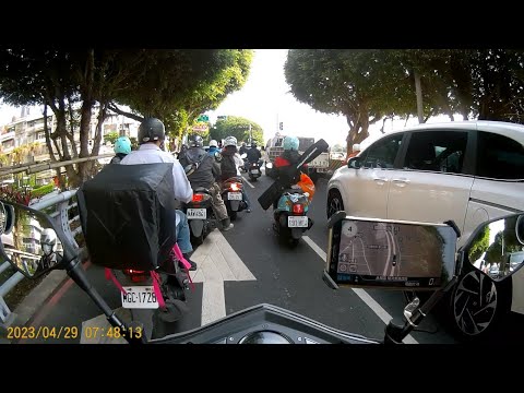 【191-HFJ】變換車道未打方向燈 (已舉發)