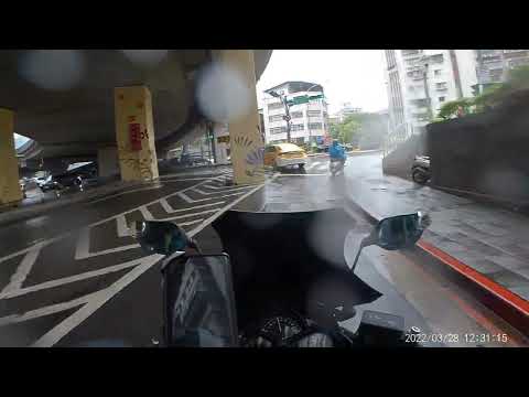 計程車先生這裡不能左轉耶