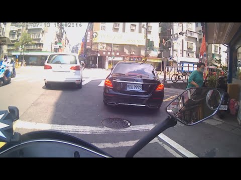 【RDU-9978】路口十公尺內臨時停車 (已舉發)