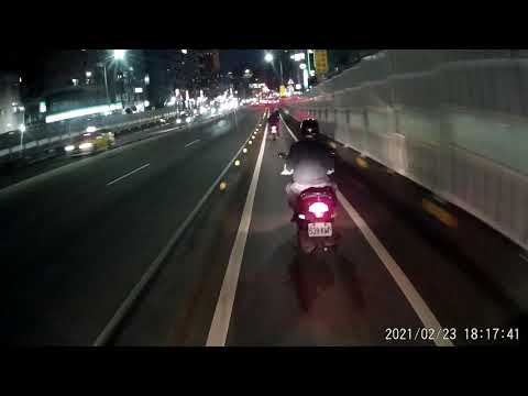 02 23 刻意蛇行擋路是什麼心態