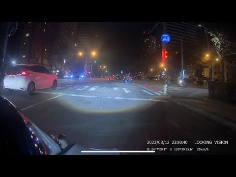 12 Taiwan 台中 南區 忠明南路 這位賓士大爺的位置好像有點怪怪的呢，錄得清 | Looking Vision 500 幻視