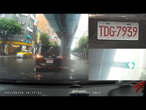【TDG-7939】計程車號未依號誌指示左轉