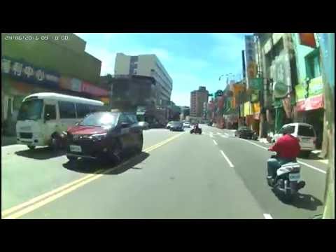 三寶出沒自走型活動路障