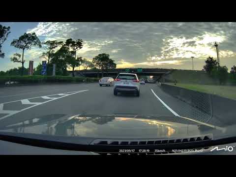 交通違規 跨越槽化線