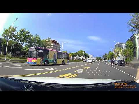 高雄前鎮  機車雙黃線逆向