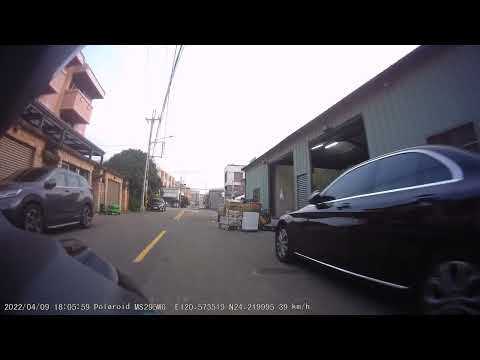 三寶機車 逆向轉彎